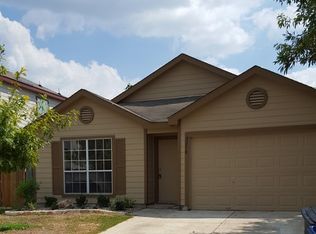 8218 Grand Bnd, San Antonio, TX 78250