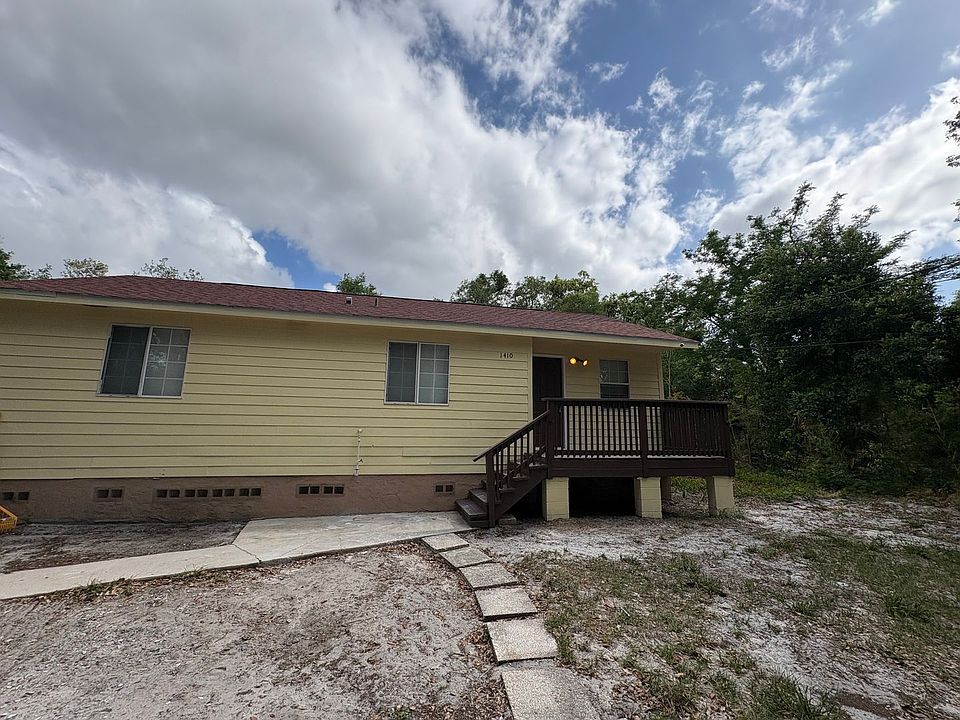 1st image of 1410 Carolyn Ln