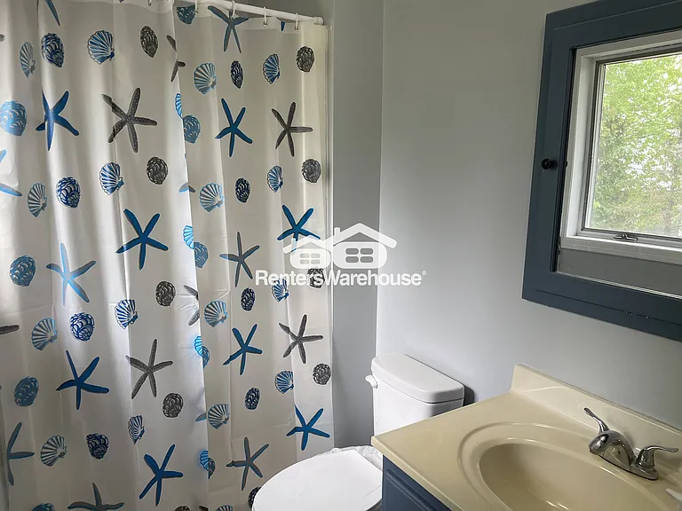 650 Willow St — Photo 9