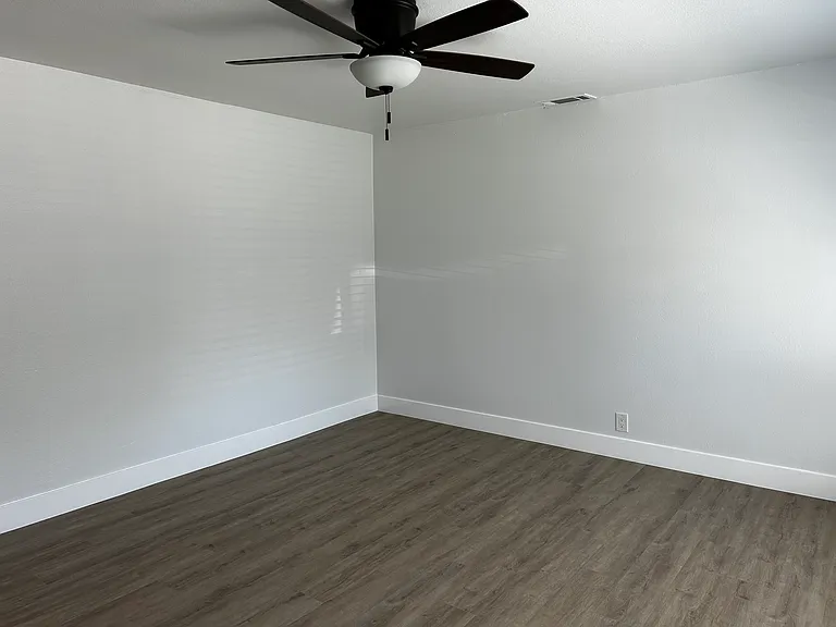 6550 Nielsen Way — Photo 7