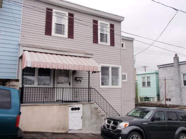 209 N Vine St, Shenandoah, PA 17976