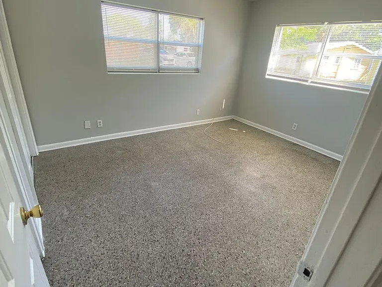 3712 Henry Ave — Photo 22
