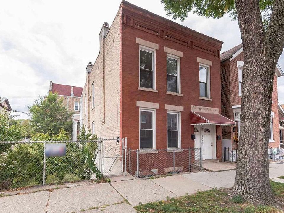 1st image of 3220 S Lituanica Ave #1