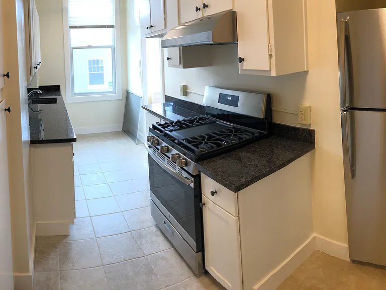 Crestview Apartments — Photo 67