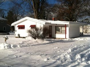 231 Cedar St, Cedar Springs, MI 49319