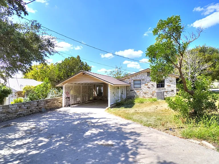 155A Nimitz Dr — Photo 2