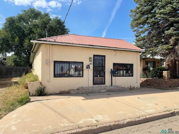 409 S Pacific St, Las Vegas, NM 87701