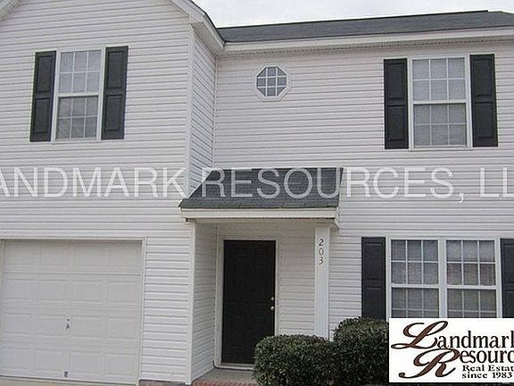 4th image of 203 Village Walk
