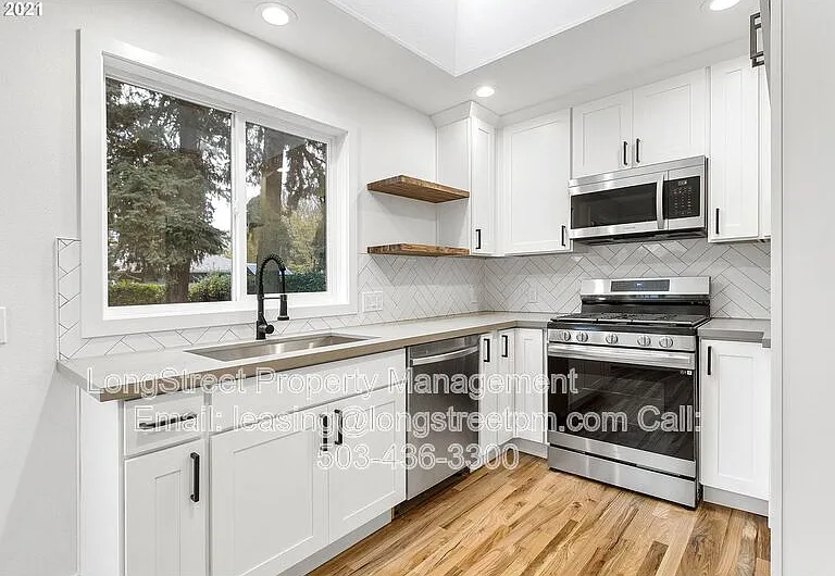 6014 SE Insley St — Photo 2