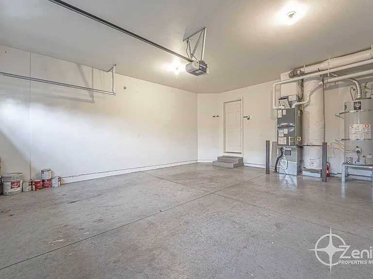 5242 N St — Photo 13