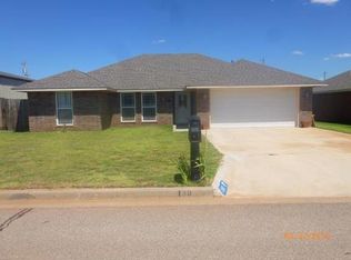 130 Ranch Rd, Elk City, OK 73644