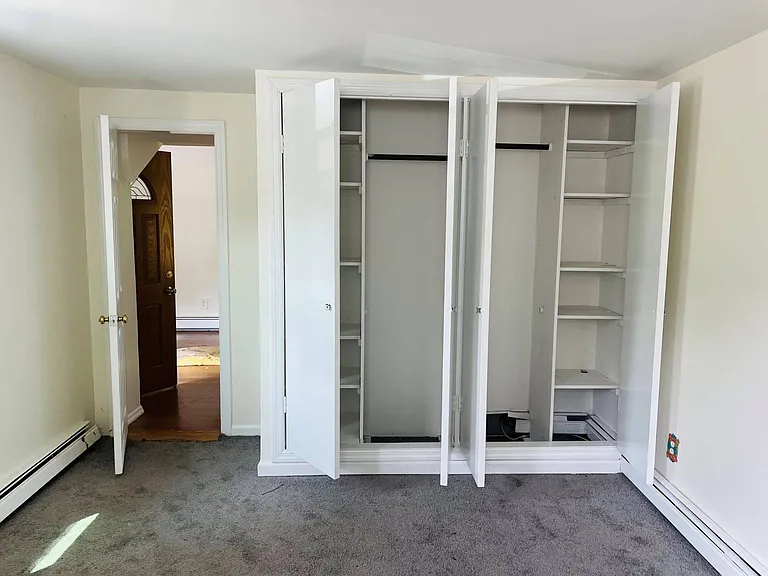 16 Herb Hill Rd — Photo 8