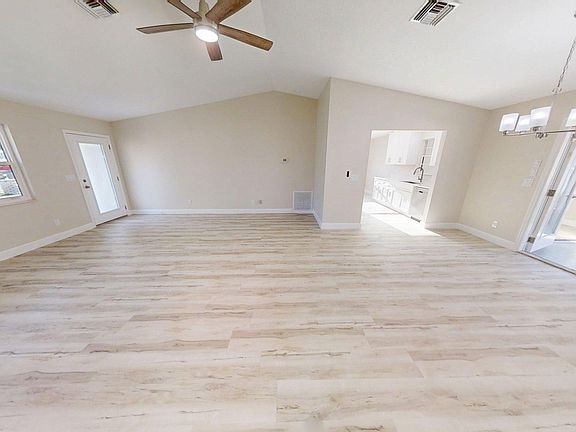3rd image of 137 Concha Drive