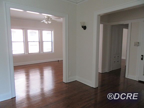 5th image of 1370 W Greenleaf Ave APT 2N