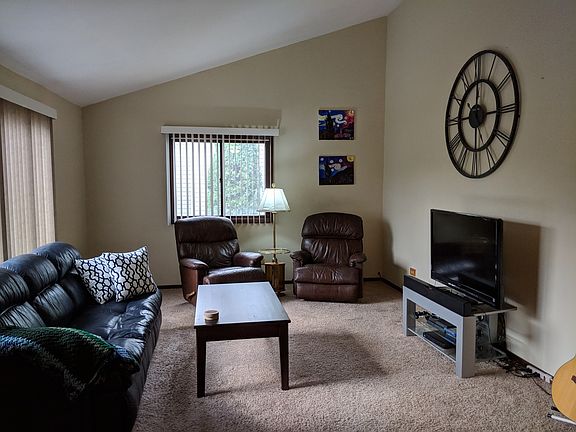 2nd image of 4005 Bloomington Ave