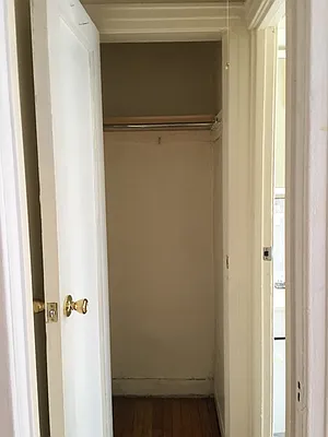 Rented by Lang Realty LLC | media 16