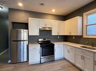 662 Grove St #3R, Irvington, NJ 07111