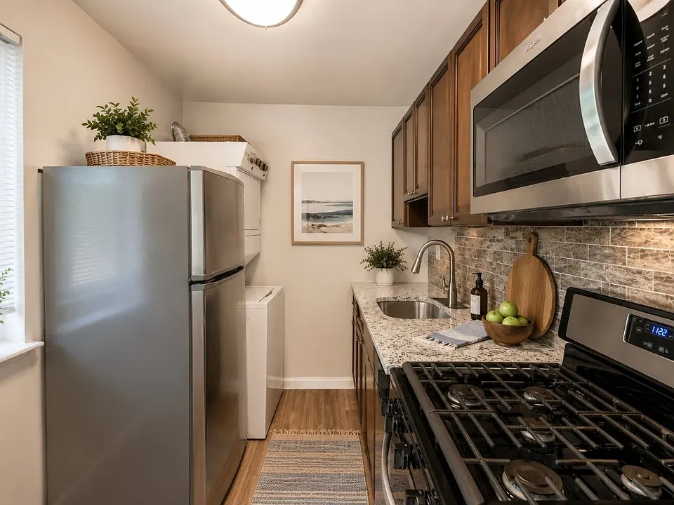 Quail Hollow Apartment Homes