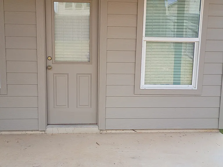 6015 Draw Loop — Photo 2