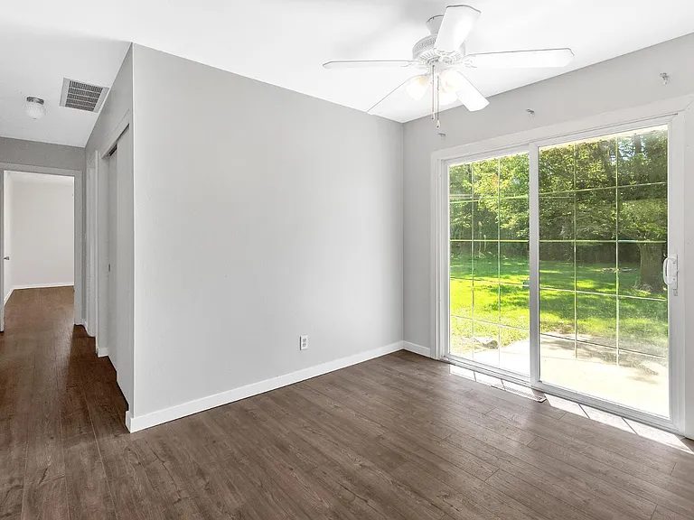 29102 Hufford Rd #B — Photo 20