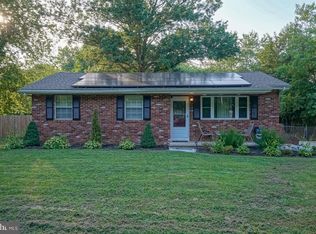 595 Chestnut St, Williamstown, NJ 08094