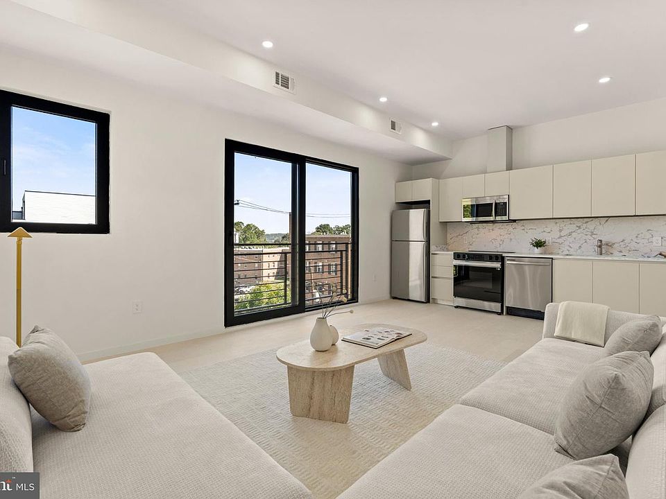 1st image of 2117 M St NE #31