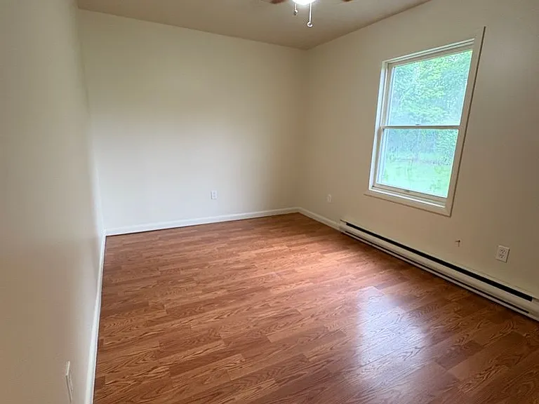 125 Elizabeth St — Photo 4