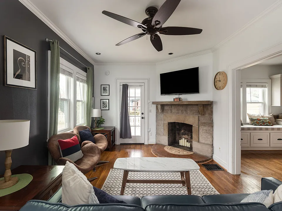 811 McCarn St
