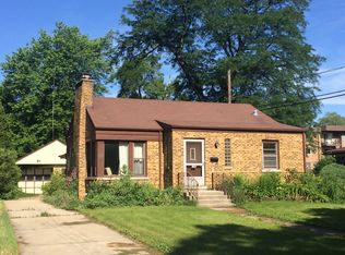 396 N Howard Ave, Elmhurst, IL