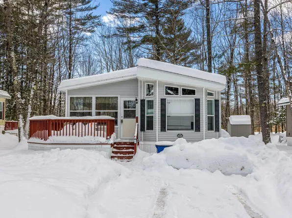 1048 Club Sebago Way, Casco, ME 04015