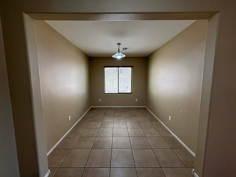 1147 E Empire Canyon Ln — Photo 22