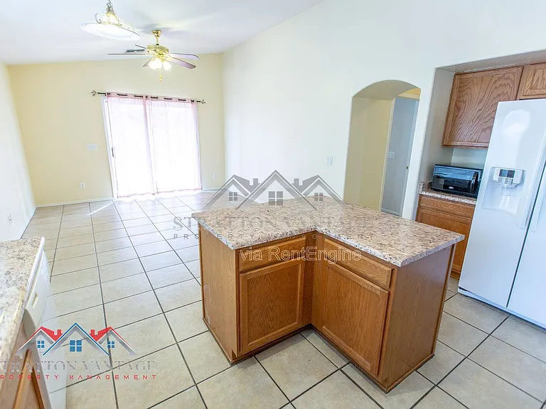 11801 W Paradise Dr — Photo 13