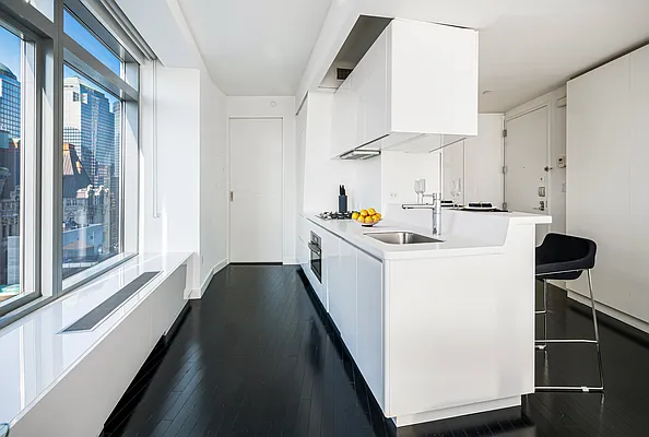 Rented by Brown Harris Stevens | media 22