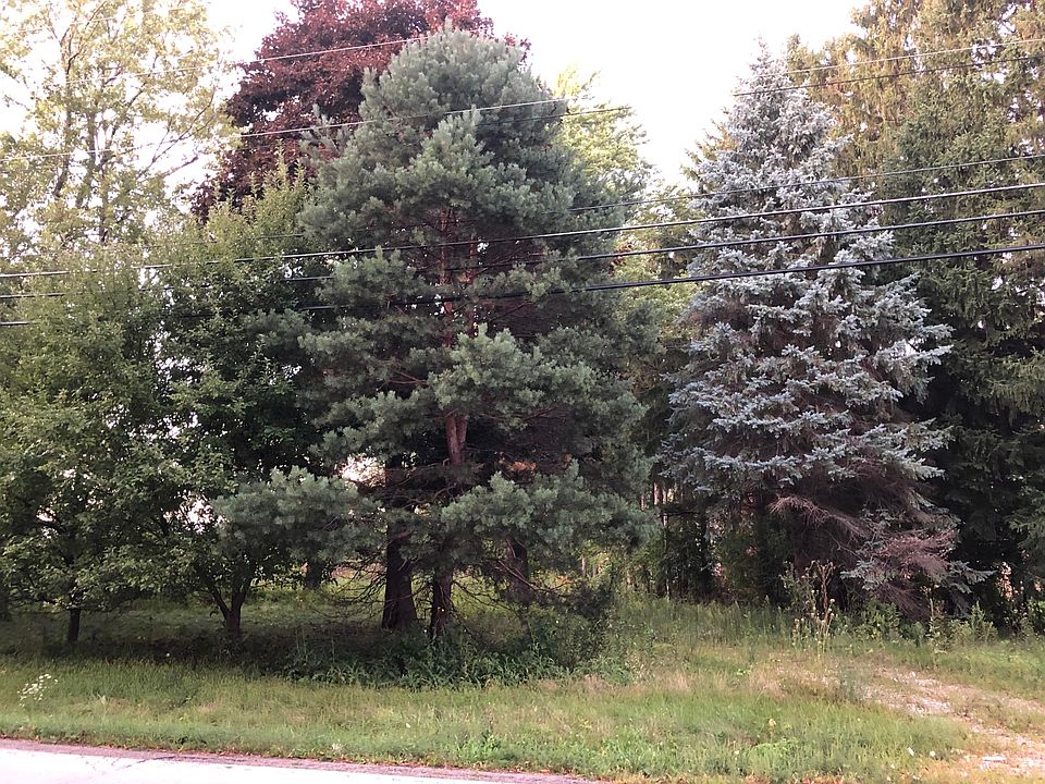 2nd image of N28W24376 Watertown Rd