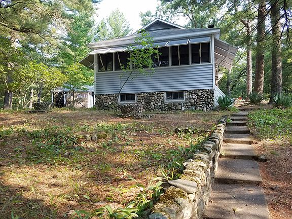 Cottage #1. Sleeps 8.