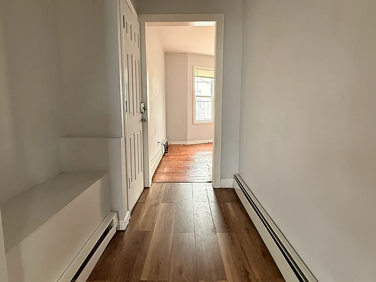 125 Knight St #5 — Photo 5