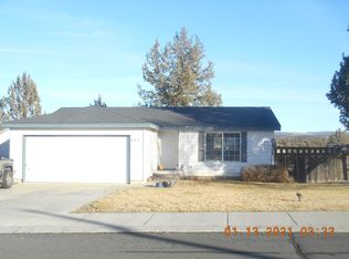 245 SE Tracie St, Madras, OR 97741