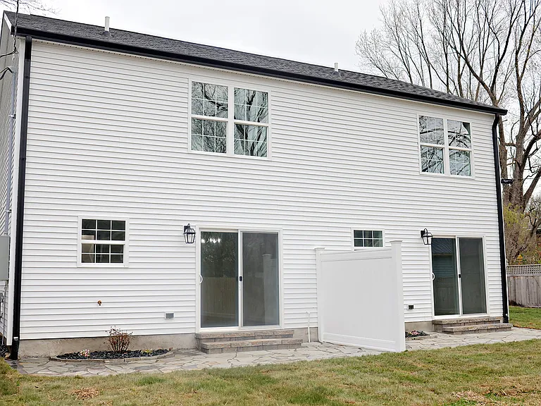217 Quince Aly #B — Photo 5