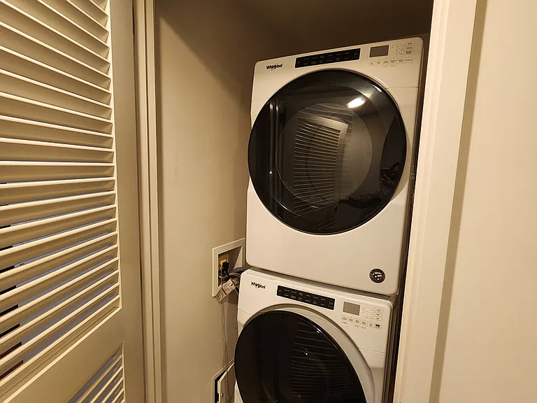 1189 Waimanu St #3306 — Photo 6