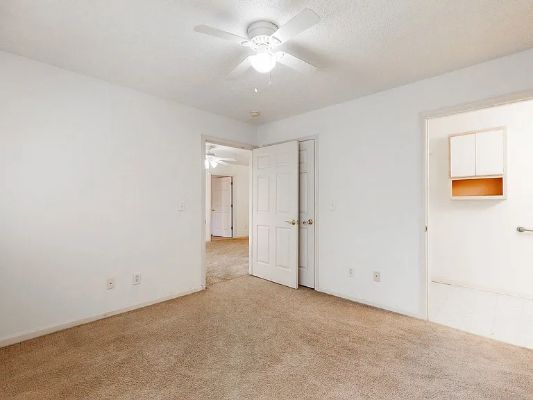 334 Brownlea Dr #6G — Photo 6