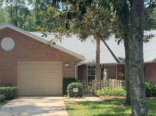 3946 NW 25th Cir, Gainesville, FL 32606