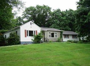 10 Morehouse Rd, Poughkeepsie, NY 12603