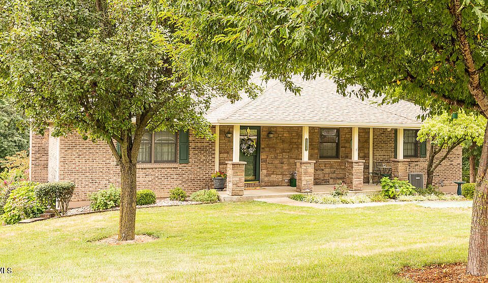 1st image of 5229 Sharon Dr