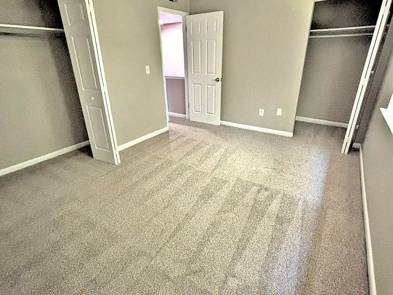 Avalon Cove Townhomes — Photo 24