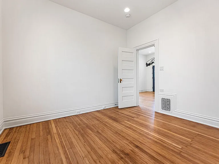 2559 W 32nd Ave #2559 — Photo 8