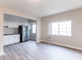 1670 S Rimpau Blvd #1, Los Angeles, CA 90019