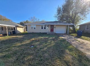1235 Sherry Ln, Shawnee, OK 74801