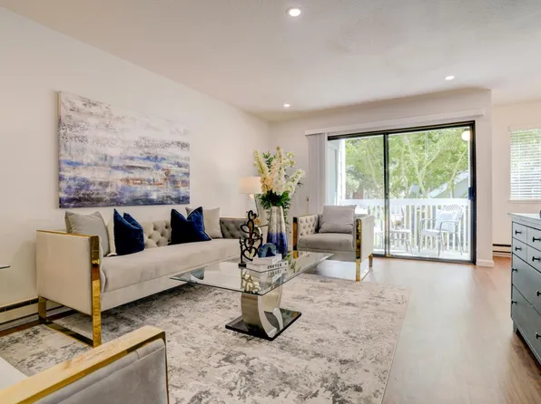 938 Clark Ave APT 29, Mountain View, CA 94040