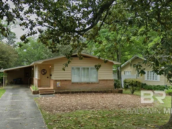 217 W Magnolia Ave, Foley, AL 36535