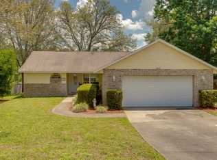 2220 Robert D Rd, Mount Dora, FL 32757